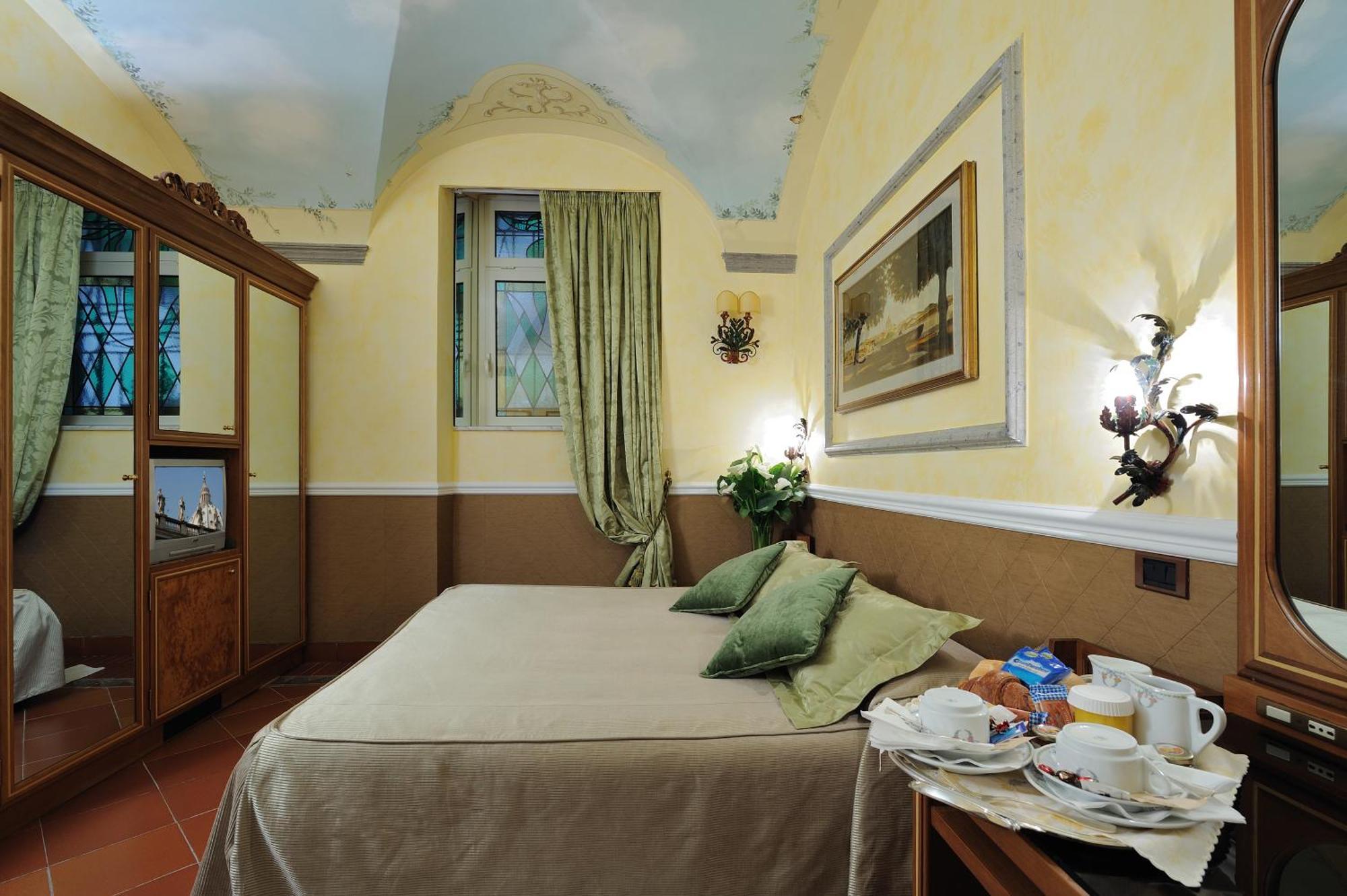 Economy Double or Twin Room - Basement,1442568811:JPEG
