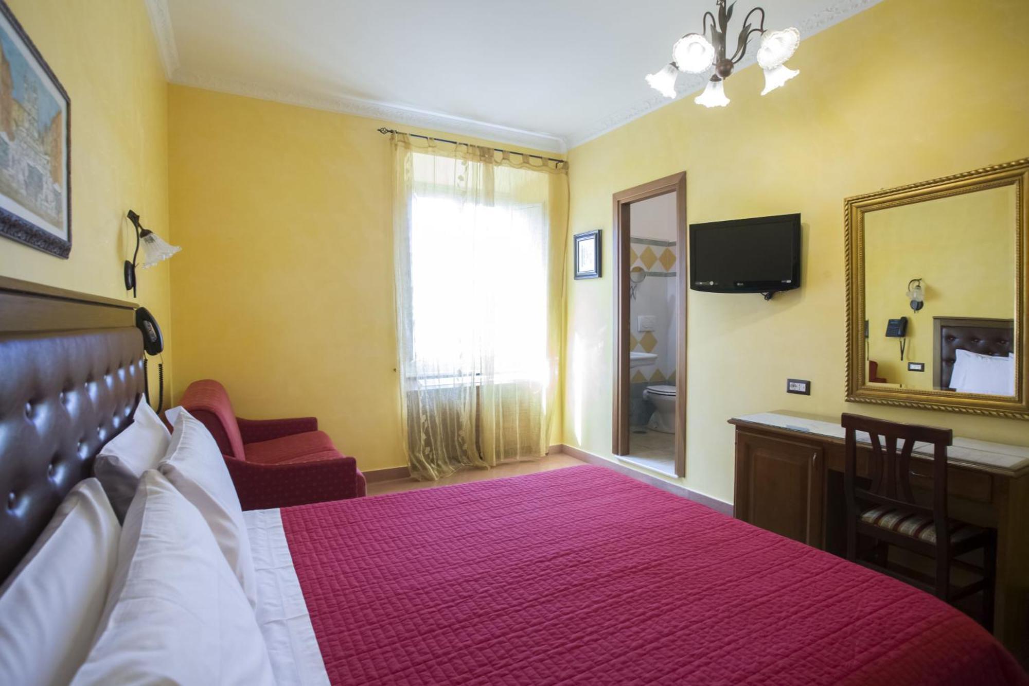 Superior Double or Twin Room,520155594:JPEG