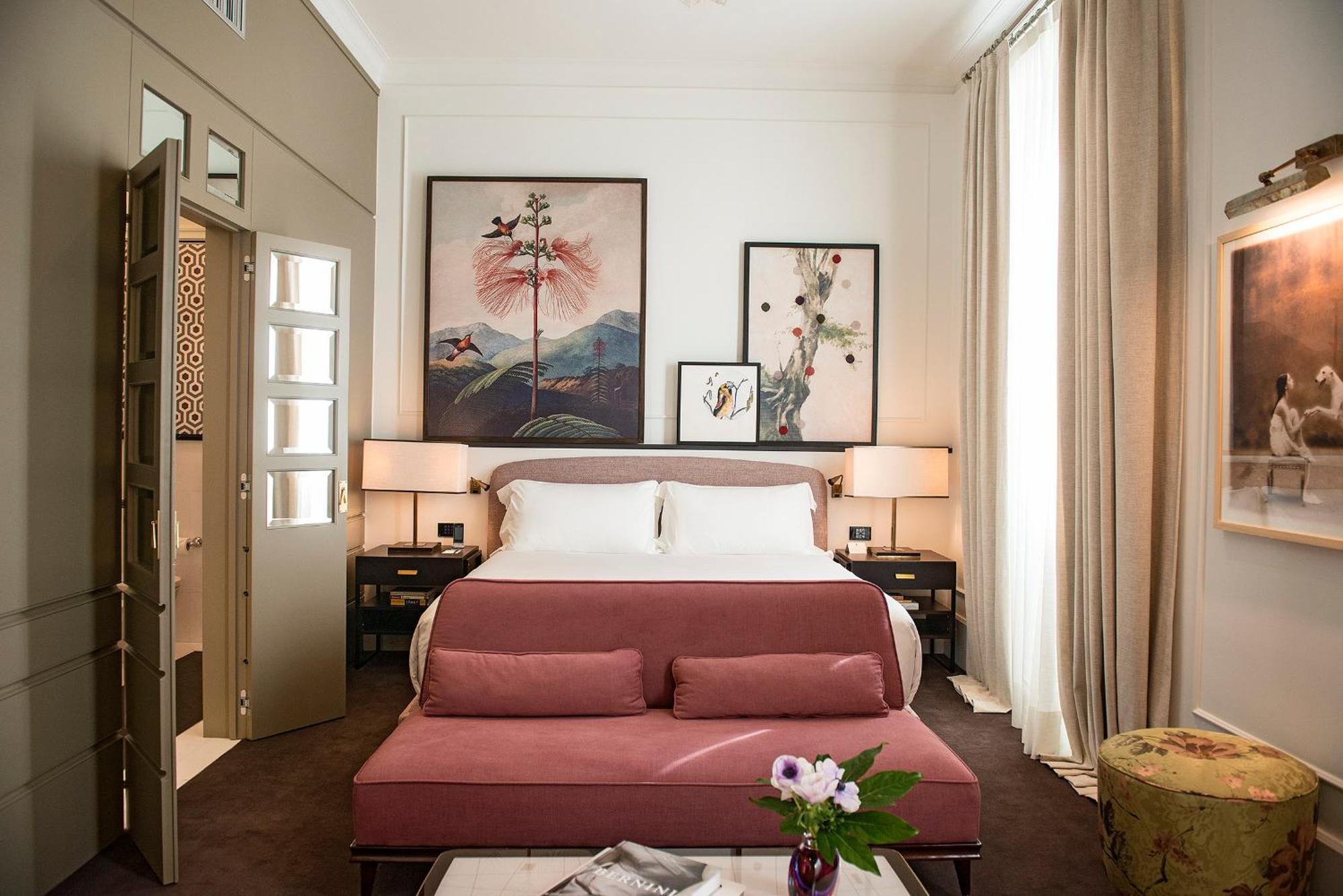 Quarto com Cama de Casal ou 2 de Solteiro e Vista do Jardim