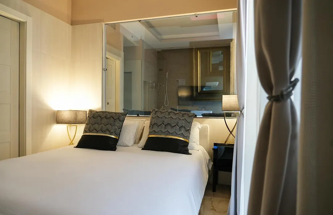 Corso Boutique Luxury Rooms-1