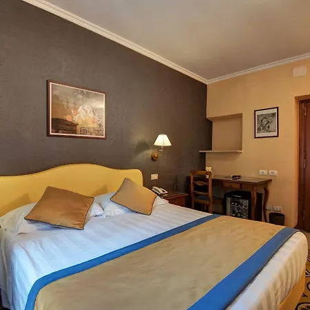 Hotel Piazza Di Spagna-3